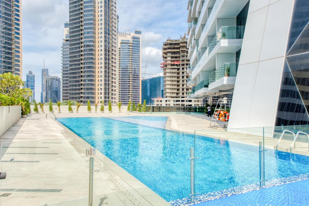 Maison Privee - Luxury, Spacious, Modern Near Burj Khalifa And Dubai Canal Extérieur photo
