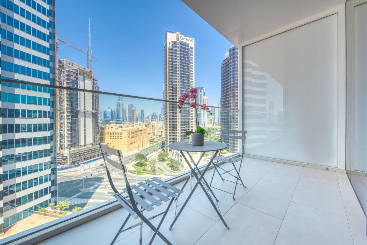 Maison Privee - Luxury, Spacious, Modern Near Burj Khalifa And Dubai Canal Extérieur photo