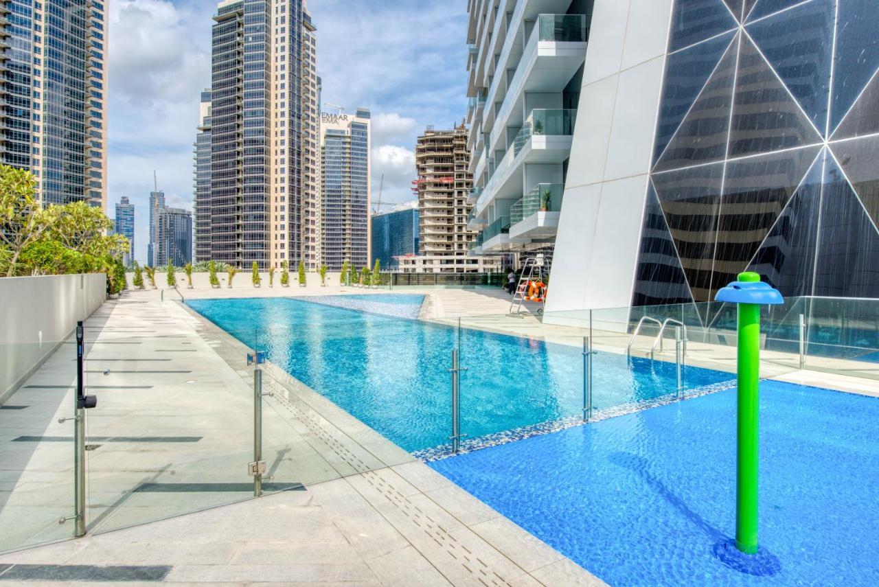 Maison Privee - Luxury, Spacious, Modern Near Burj Khalifa And Dubai Canal Extérieur photo
