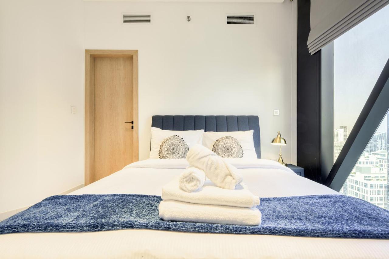 Maison Privee - Luxury, Spacious, Modern Near Burj Khalifa And Dubai Canal Extérieur photo