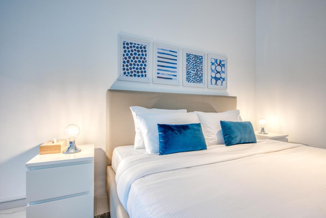 Maison Privee - Luxury, Spacious, Modern Near Burj Khalifa And Dubai Canal Extérieur photo
